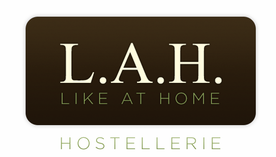 LOGO 03